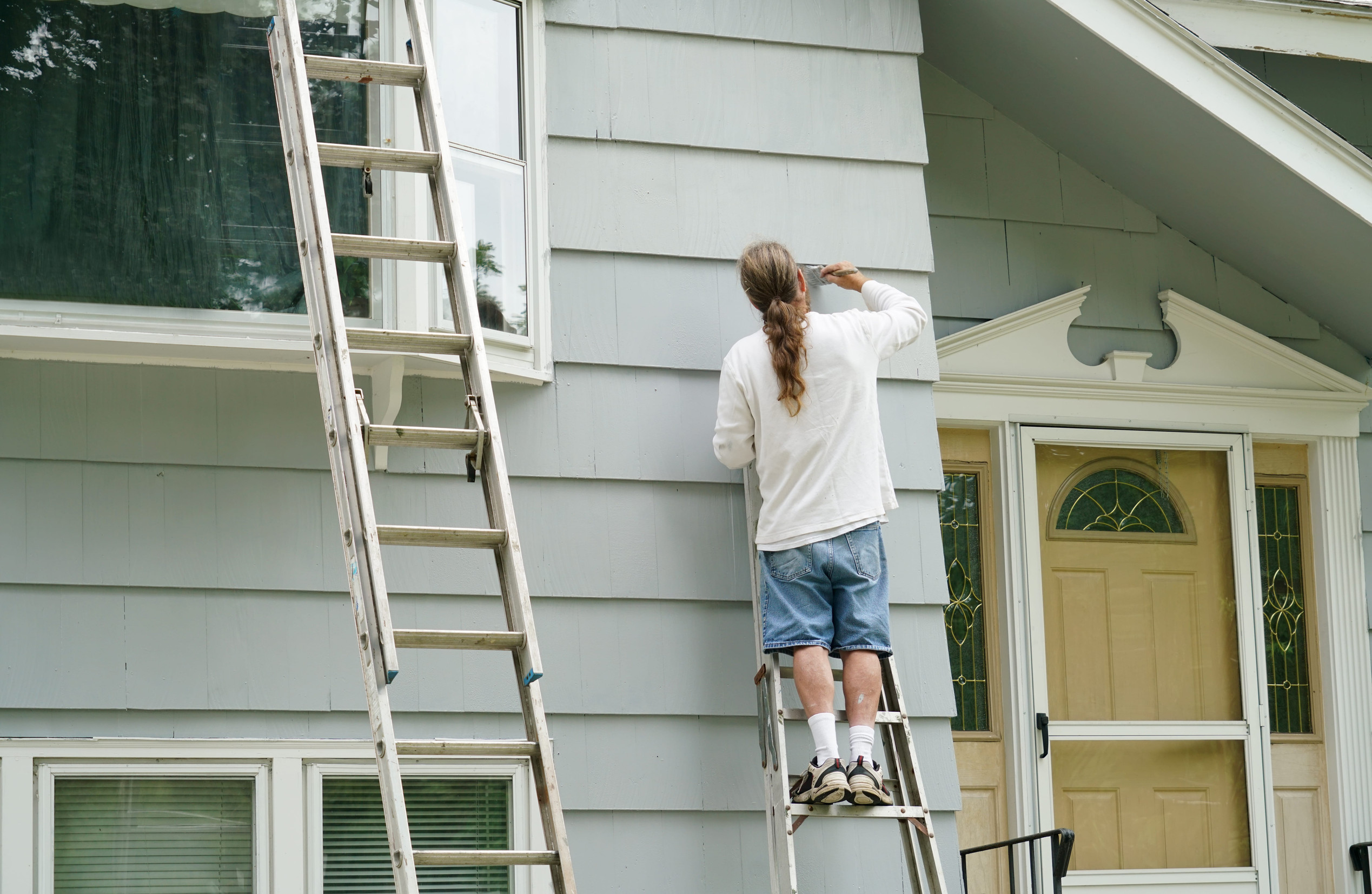 How Minnesota Winters Seriously Impact Exterior Paint