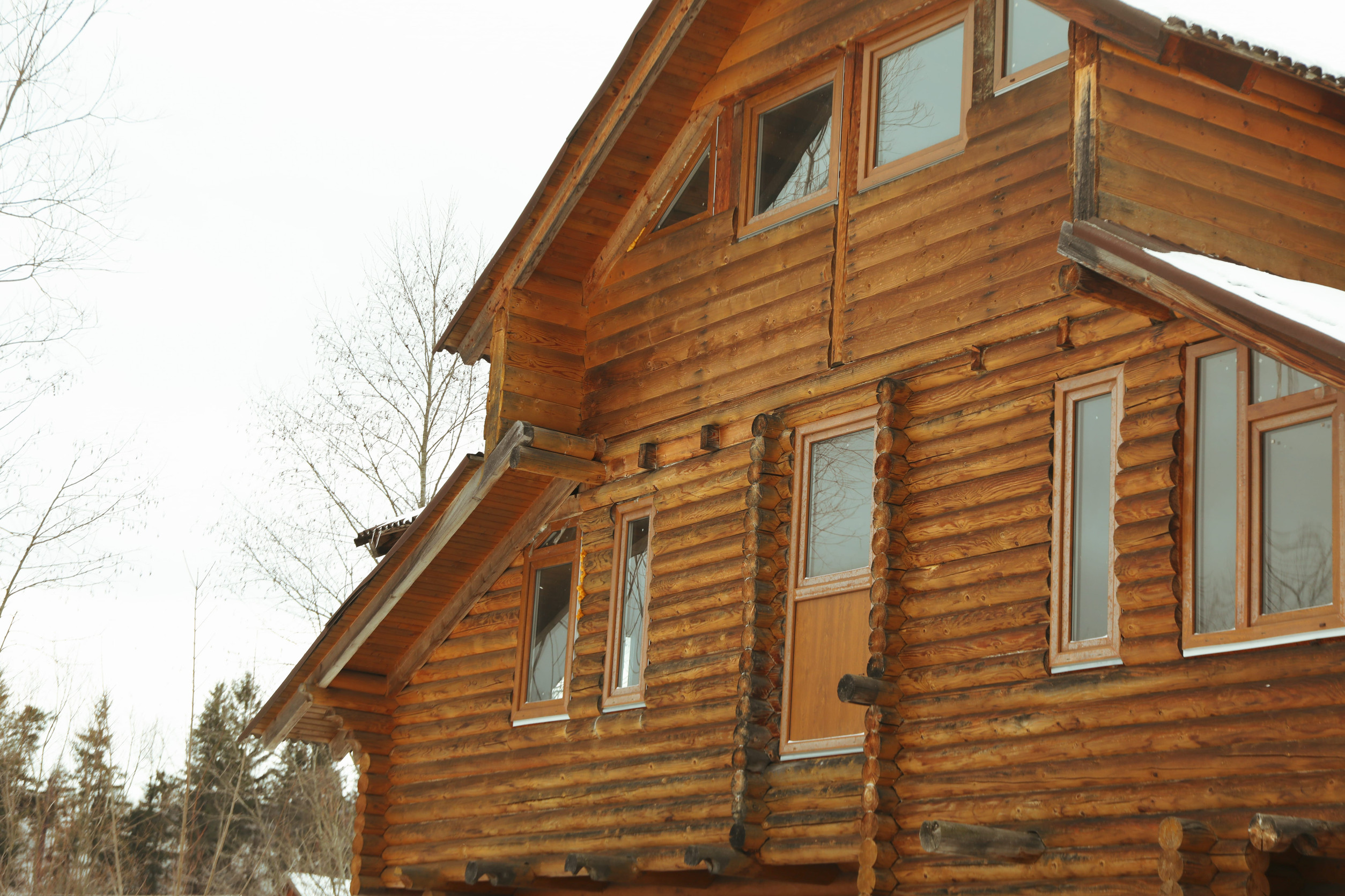 Painting a Cabin in Minnesota: Essential Guide